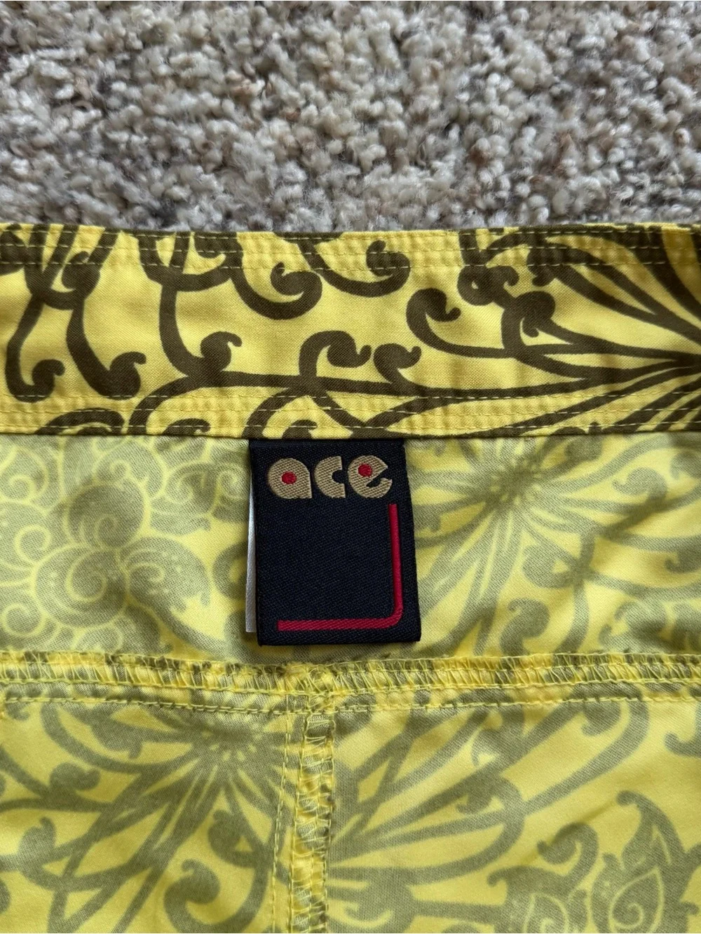 Vintage ACE Board Shorts Mens Yellow Floral Swim Trunks Y2K Outdoor Surf 32